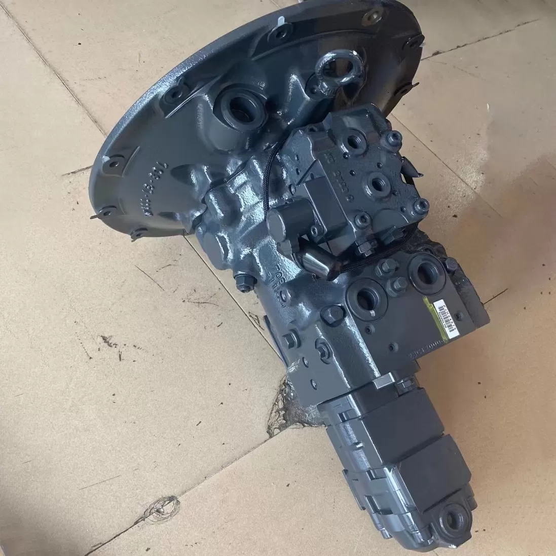 PC78-6 Pompe principale à engrenages PJH04575